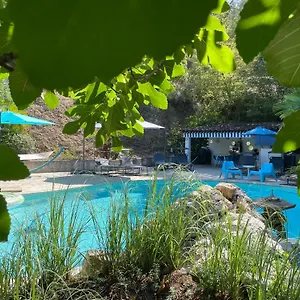  Hébergement de vacances Domaine Double D